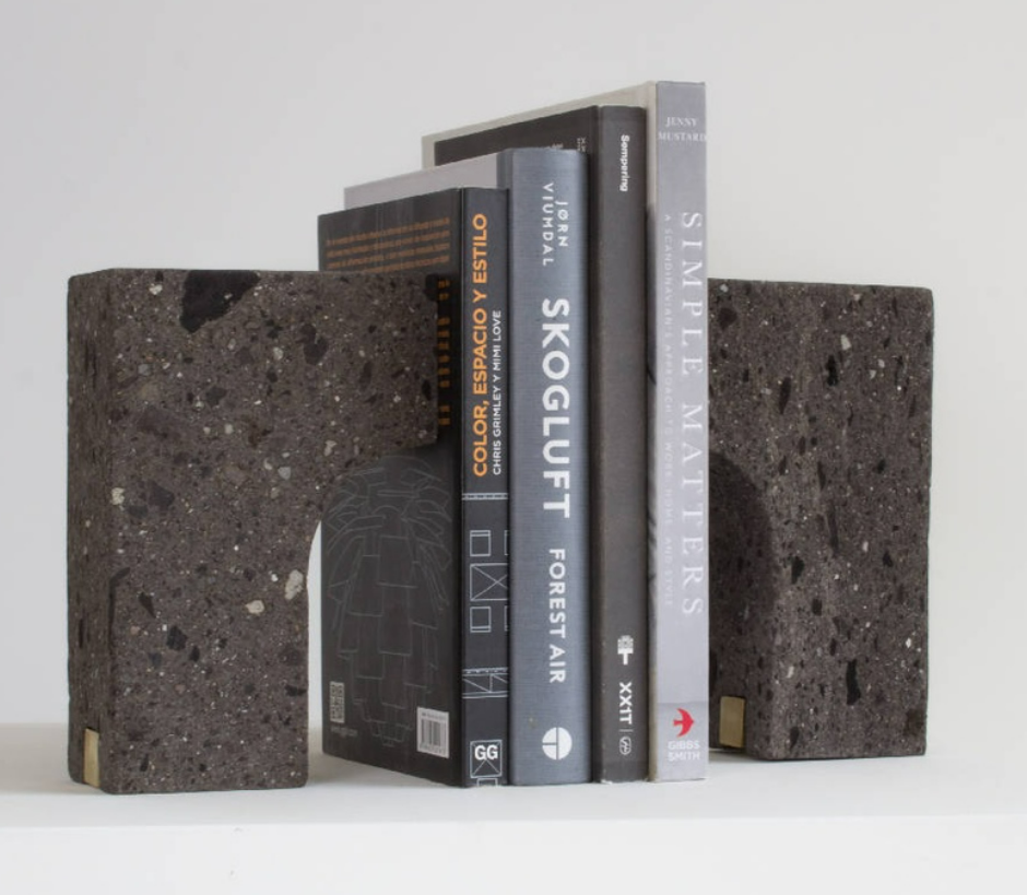 Acueducto Bookend Set